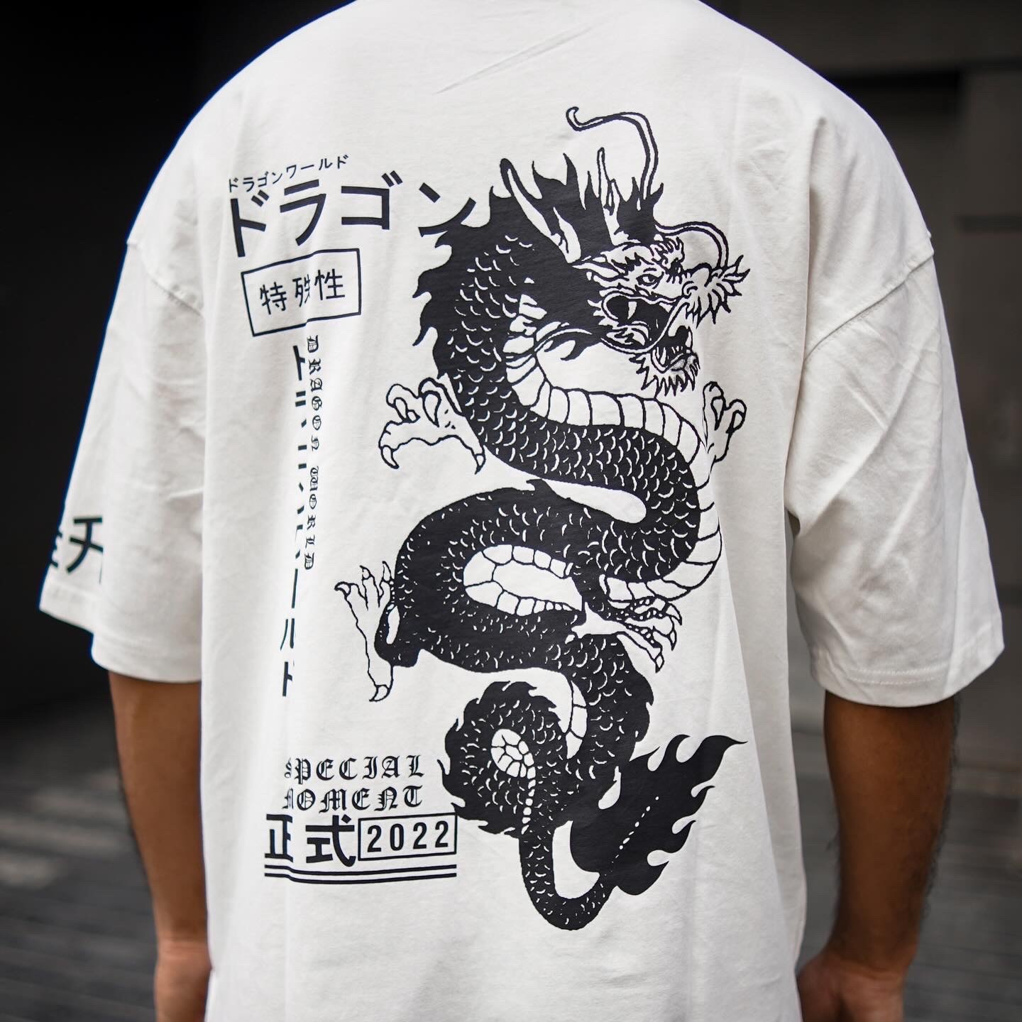 Dragon Elv drop shoulder t shirt (off white)