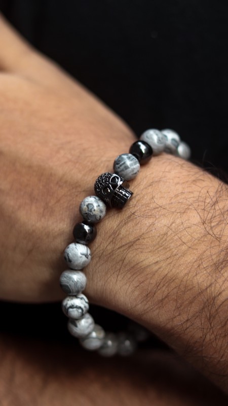 Skull gemstone bracelet