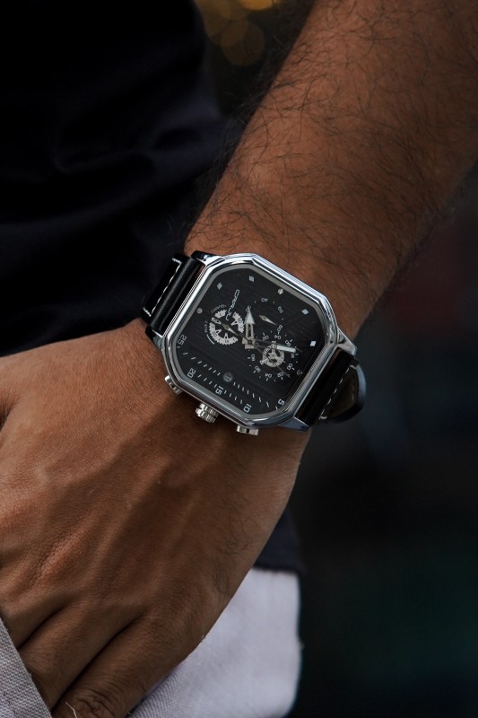 Crrju 43mm chronograph watch